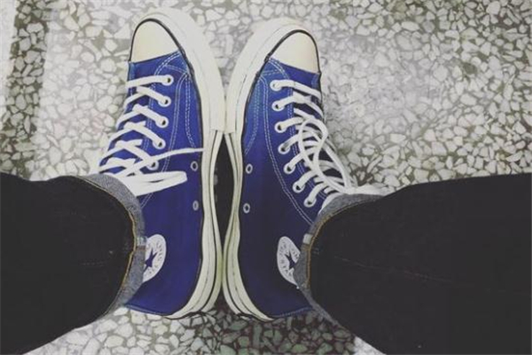 匡威1970s和all star區(qū)別 1970s和常青款區(qū)別 匡威1970s和all star區(qū)別 1970s和常青款區(qū)別