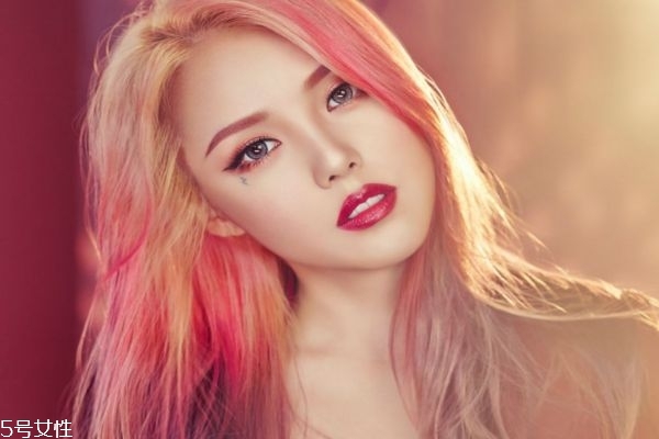 特殊化妝技巧有哪些 化妝實用小技巧 特殊化妝技巧有哪些 化妝實用小技巧