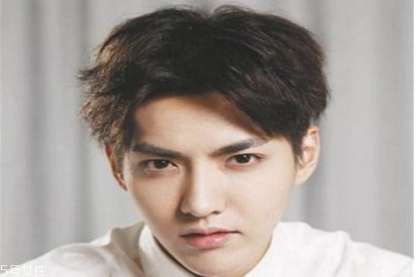 臉胖的男生適合什么發(fā)型 適合男生的發(fā)型 臉胖的男生適合什么發(fā)型 適合男生的發(fā)型