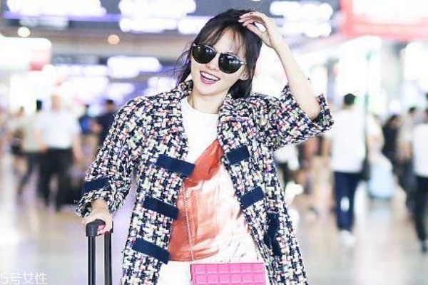 瓜子臉大額頭適合什么發(fā)型 長(zhǎng)臉大額頭女生適合發(fā)型 瓜子臉大額頭適合什么發(fā)型 長(zhǎng)臉大額頭女生適合發(fā)型