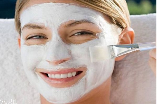 什么自制補水面膜效果好 最有效的自制補水面膜 什么自制補水面膜效果好 最有效的自制補水面膜