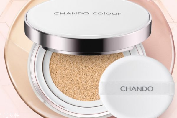 自然堂氣墊bb適合什么年齡 自然堂雪潤晶采裸透氣墊bb霜 自然堂氣墊bb適合什么年齡 自然堂雪潤晶采裸透氣墊bb霜