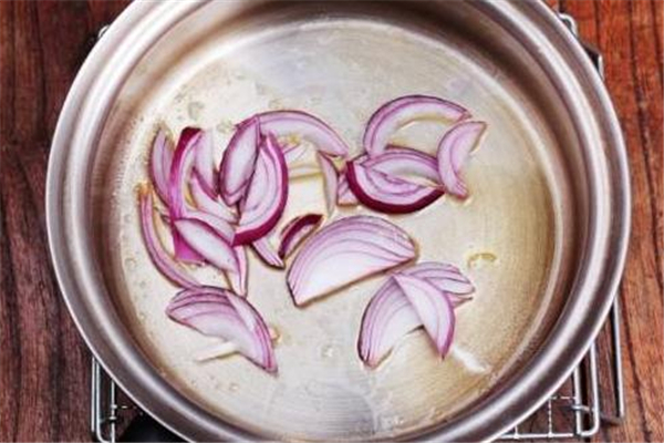 止咳秘方洋蔥湯解毒殺菌 止咳秘方洋蔥湯解毒殺菌