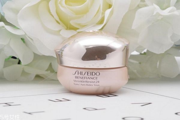 盼麗風姿眼霜和百優(yōu)眼霜哪個好 盼麗風姿與百優(yōu)的區(qū)別