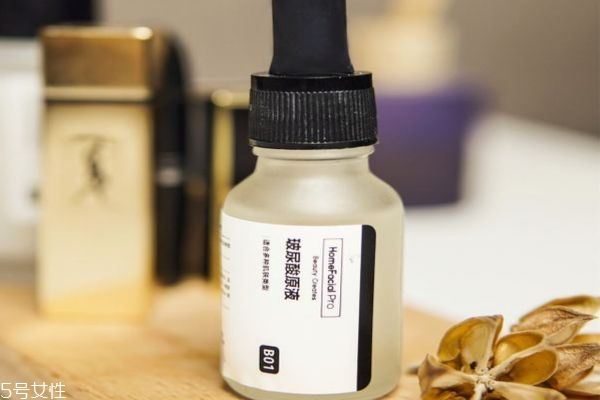 哪款玻尿酸精華液補(bǔ)水好 哪款玻尿酸精華液好用 哪款玻尿酸精華液補(bǔ)水好 哪款玻尿酸精華液好用