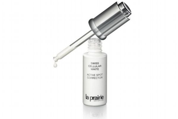 精華液什么年齡開始用 精華液適合什么年齡的人用 精華液什么年齡開始用 精華液適合什么年齡的人用