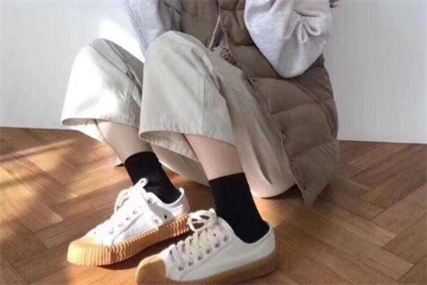 餅干鞋在韓國多少錢 excelsior餅干鞋價(jià)格 餅干鞋在韓國多少錢 excelsior餅干鞋價(jià)格