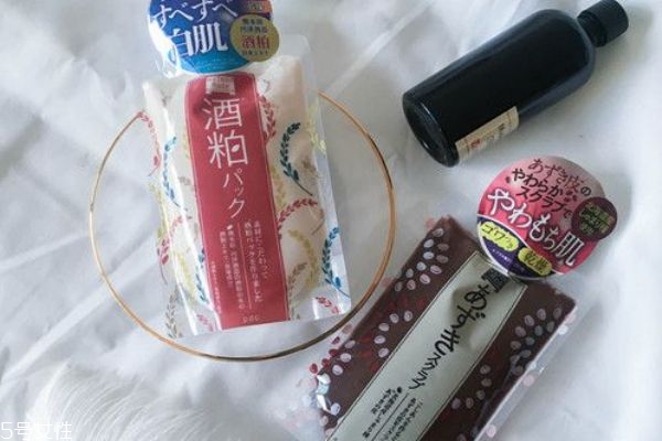 日本酒粕面膜怎么用 日本酒粕面膜使用注意事項 日本酒粕面膜怎么用 日本酒粕面膜使用注意事項