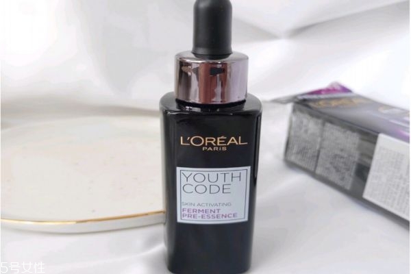 不同膚質(zhì)適合哪種精華液 不同膚質(zhì)年齡怎么選精華液 不同膚質(zhì)適合哪種精華液 不同膚質(zhì)年齡怎么選精華液