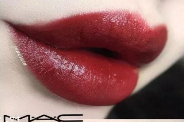 牛血色適合黃皮嗎 牛血色適合什么皮膚