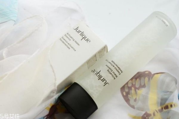 茱莉蔻精華水成分 茱莉蔻精華水使用方法 茱莉蔻精華水成分 茱莉蔻精華水使用方法