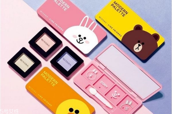 單眼皮買(mǎi)啞光還是珠光 單眼皮適合的眼影牌子