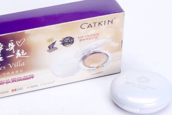 卡婷氣墊cc霜色號怎么選 卡婷氣墊cc霜保質(zhì)期 卡婷氣墊cc霜色號怎么選 卡婷氣墊cc霜保質(zhì)期