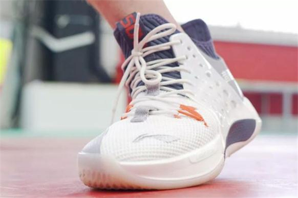 李寧音速7測(cè)評(píng) 音速7代實(shí)戰(zhàn)測(cè)評(píng)報(bào)告 李寧音速7測(cè)評(píng) 音速7代實(shí)戰(zhàn)測(cè)評(píng)報(bào)告