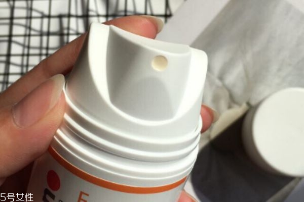 優(yōu)佳防曬保質(zhì)期 長(zhǎng)達(dá)24個(gè)月