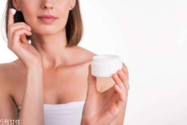 什么樣的面霜需要乳化 面霜為什么要乳化 什么樣的面霜需要乳化 面霜為什么要乳化