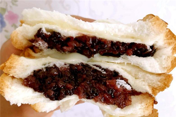 紫米面包熱量高嗎 減肥人群要少吃 紫米面包熱量高嗎 減肥人群要少吃