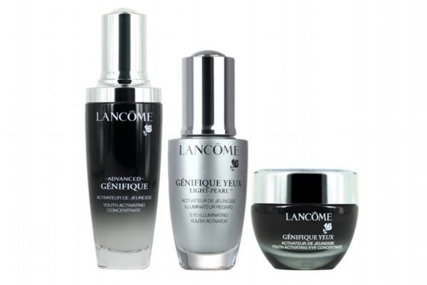 五十歲的女人適合什么護膚品 適合五十歲用的護膚品 五十歲的女人適合什么護膚品 適合五十歲用的護膚品