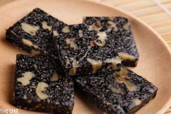 阿膠糕小孩能吃嗎 三歲以上的小孩可以服用 阿膠糕小孩能吃嗎 三歲以上的小孩可以服用