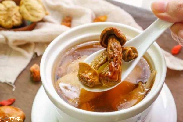 孕婦脾胃虛寒怎么辦 孕婦脾胃虛寒對胎兒有影響嗎 孕婦脾胃虛寒怎么辦 孕婦脾胃虛寒對胎兒有影響嗎