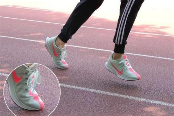 耐克飛馬35測評 pegasus 35實(shí)戰(zhàn)效果 耐克飛馬35測評 pegasus 35實(shí)戰(zhàn)效果
