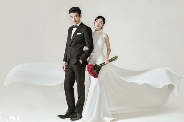 拍婚紗照帶什么顏色的美瞳好看 拍婚紗照美瞳顏色的選擇 拍婚紗照帶什么顏色的美瞳好看 拍婚紗照美瞳顏色的選擇