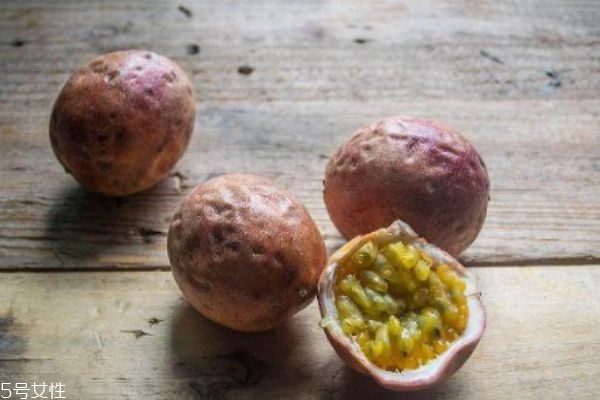 百香果表皮皺了能吃嗎 皺了的百香果口感更佳