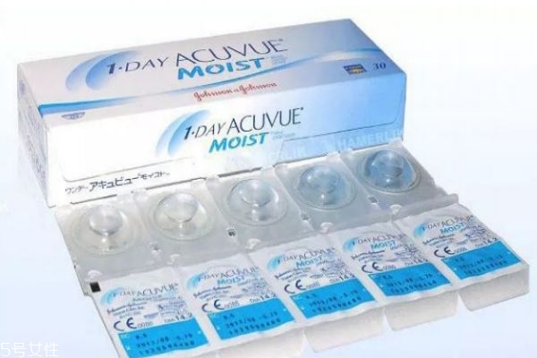隱形眼鏡哪種好 戴隱形眼鏡你一定要知道 隱形眼鏡哪種好 戴隱形眼鏡你一定要知道