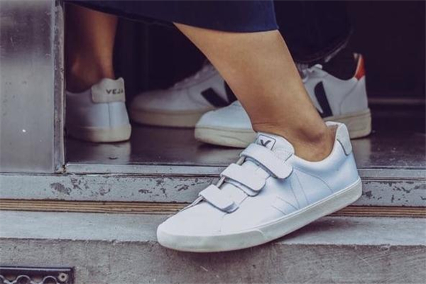 veja官網(wǎng)購買教程 爆款環(huán)保小白鞋 veja官網(wǎng)購買教程 爆款環(huán)保小白鞋