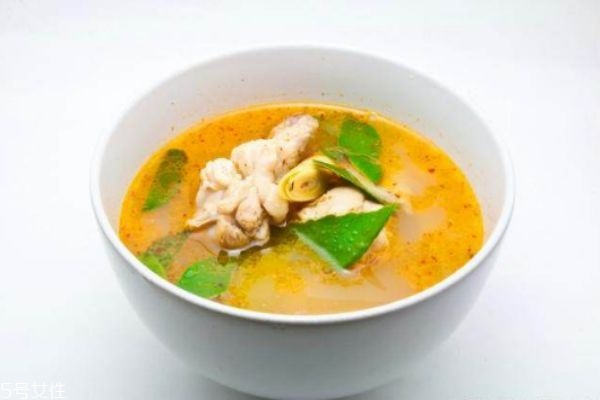 湯泡飯和飯后喝湯有什么不一樣 湯泡飯和飯后喝湯的區(qū)別 湯泡飯和飯后喝湯有什么不一樣 湯泡飯和飯后喝湯的區(qū)別