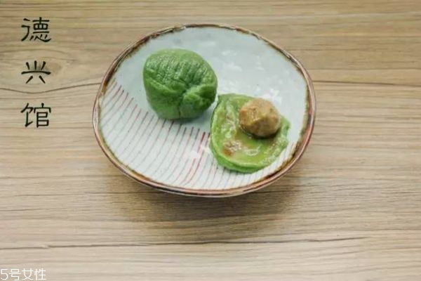 如何評(píng)判好吃的青團(tuán) 哪個(gè)牌子的青團(tuán)最好吃 如何評(píng)判好吃的青團(tuán) 哪個(gè)牌子的青團(tuán)最好吃