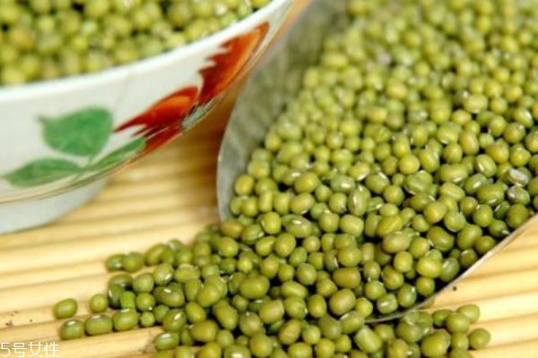 綠豆放久了還能吃嗎 綠豆長(zhǎng)蟲了還能吃嗎 綠豆放久了還能吃嗎 綠豆長(zhǎng)蟲了還能吃嗎