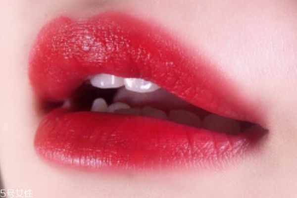 阿瑪尼405和402選哪個 阿瑪尼405和402對比 阿瑪尼405和402選哪個 阿瑪尼405和402對比