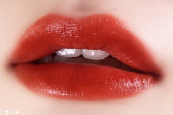 阿瑪尼405和402選哪個 阿瑪尼405和402對比 阿瑪尼405和402選哪個 阿瑪尼405和402對比