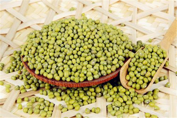 綠豆可以去除紅血絲嗎 去紅血絲方法 綠豆可以去除紅血絲嗎 去紅血絲方法