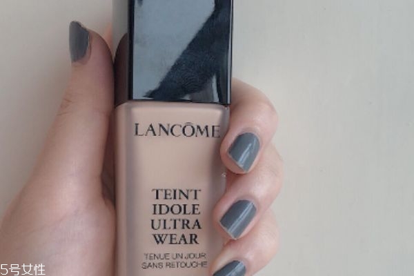 蘭蔻持妝粉底液和雅詩蘭黛dw 哪個才是油皮親媽 蘭蔻持妝粉底液和雅詩蘭黛dw 哪個才是油皮親媽