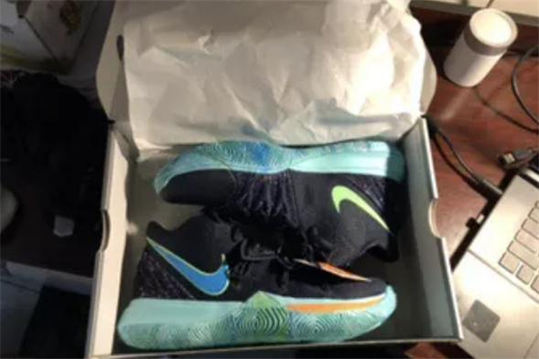 耐克歐文5 ufo配色開箱測(cè)評(píng) 歐文5ufo實(shí)物上腳圖