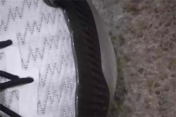 匹克閃電2019測(cè)評(píng) 路威版閃電2019開箱報(bào)告