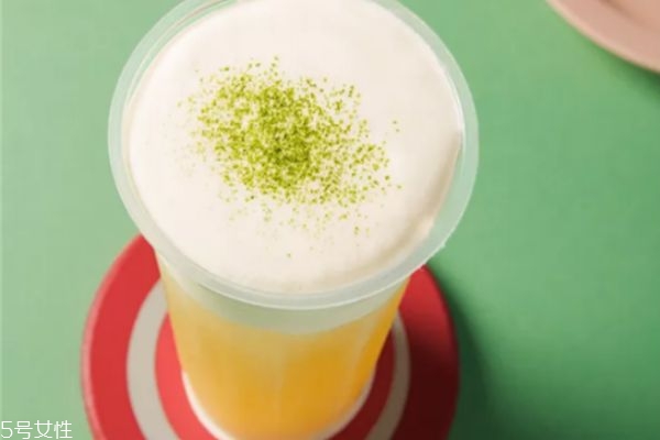 奶霜與奶蓋是同一種嗎 奶霜和奶蓋的區(qū)別 奶霜與奶蓋是同一種嗎 奶霜和奶蓋的區(qū)別