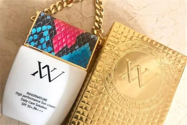 vn鉑金包防曬霜多少錢 韓國(guó)vn防曬霜價(jià)格