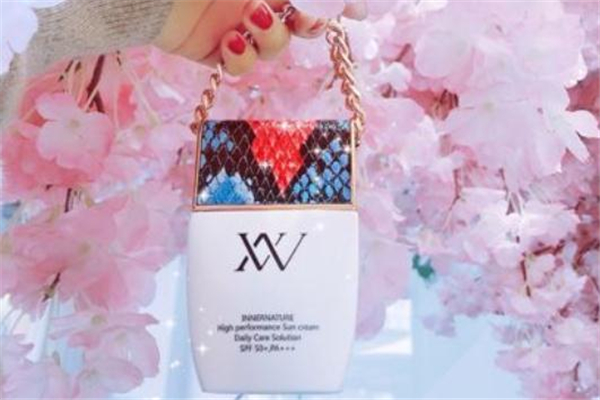 vn鉑金包防曬霜多少錢 韓國(guó)vn防曬霜價(jià)格