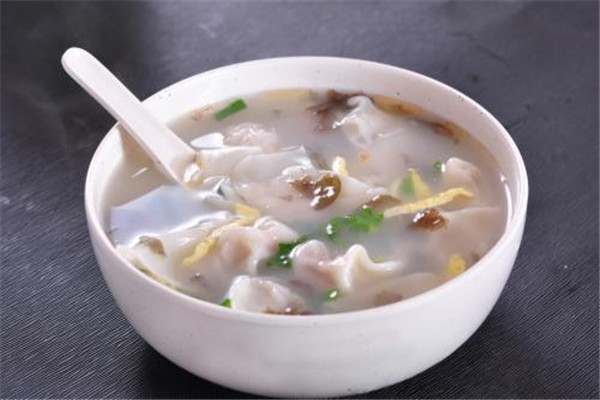 餛飩可以蒸著吃嗎 餛飩怎么吃好 餛飩可以蒸著吃嗎 餛飩怎么吃好