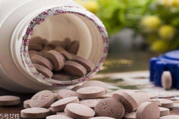 老年人怎么補(bǔ)鈣 老年人補(bǔ)鈣要遠(yuǎn)離三個(gè)誤區(qū) 老年人怎么補(bǔ)鈣 老年人補(bǔ)鈣要遠(yuǎn)離三個(gè)誤區(qū)