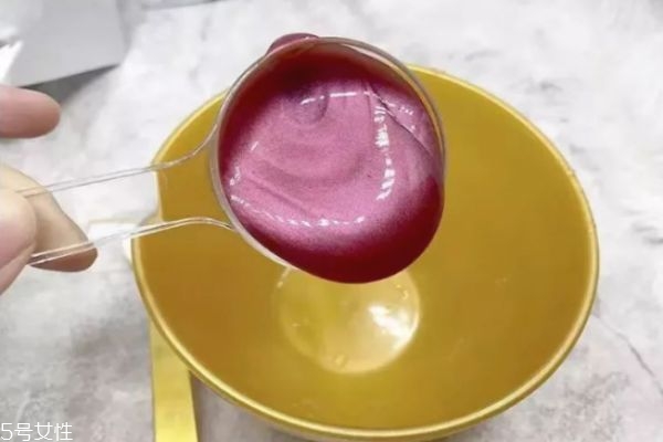 美蒂菲玫瑰軟膜怎么用 美蒂菲軟膜用完要洗臉嗎 美蒂菲玫瑰軟膜怎么用 美蒂菲軟膜用完要洗臉嗎