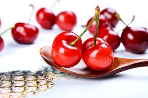 車厘子的核有毒嗎 車厘子核吞進去了怎么辦 車厘子的核有毒嗎 車厘子核吞進去了怎么辦