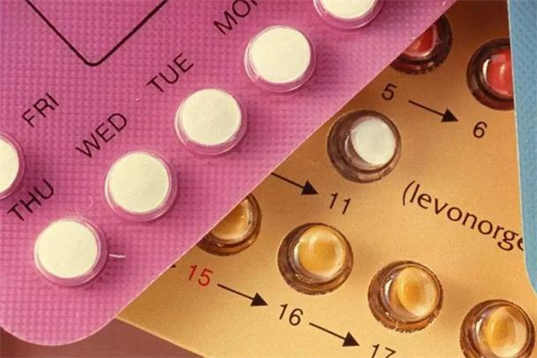 一次吃兩顆避孕藥會(huì)怎么樣 不要過量服用