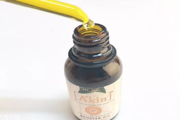 用完玫瑰果油還要用精華嗎 玫瑰果油有哪些用法 用完玫瑰果油還要用精華嗎 玫瑰果油有哪些用法