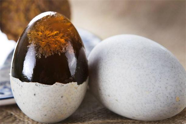 皮蛋可以放冰箱冷藏嗎 皮蛋保鮮方法 皮蛋可以放冰箱冷藏嗎 皮蛋保鮮方法