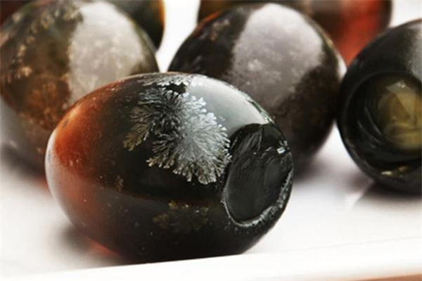 皮蛋可以放冰箱冷藏嗎 皮蛋保鮮方法 皮蛋可以放冰箱冷藏嗎 皮蛋保鮮方法