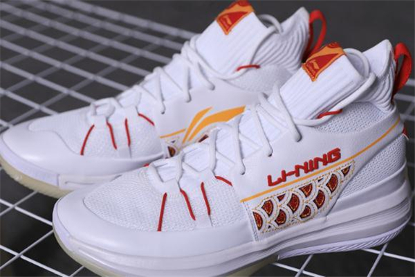 李寧937龍鱗測評 李寧937龍鱗實(shí)戰(zhàn)腳感